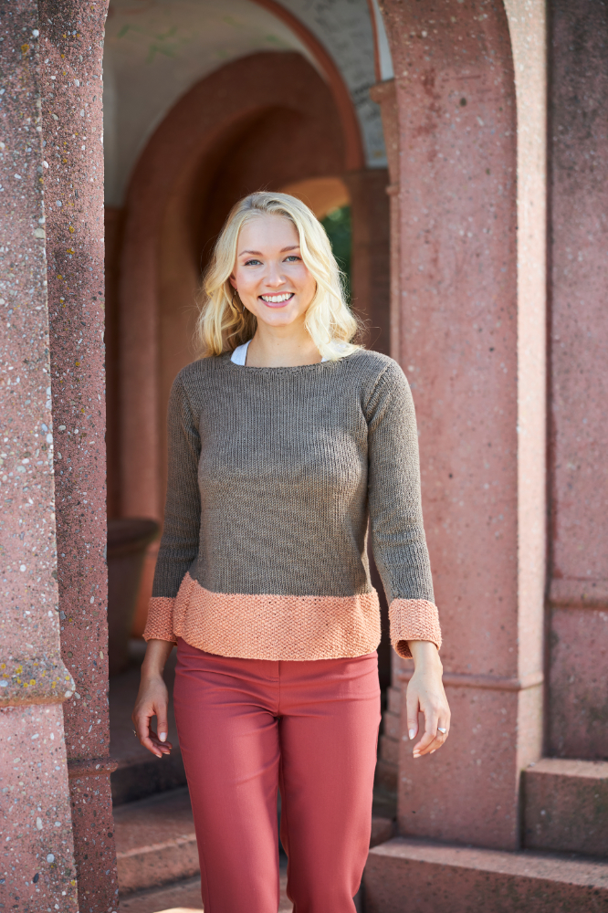 Pulli mit Perlmusterrand in Terracotta-Braun | Anleitungsheft + Wolle Chello  | Stricken | Regina Bühler, Pro Lana, Christophorus Verlag