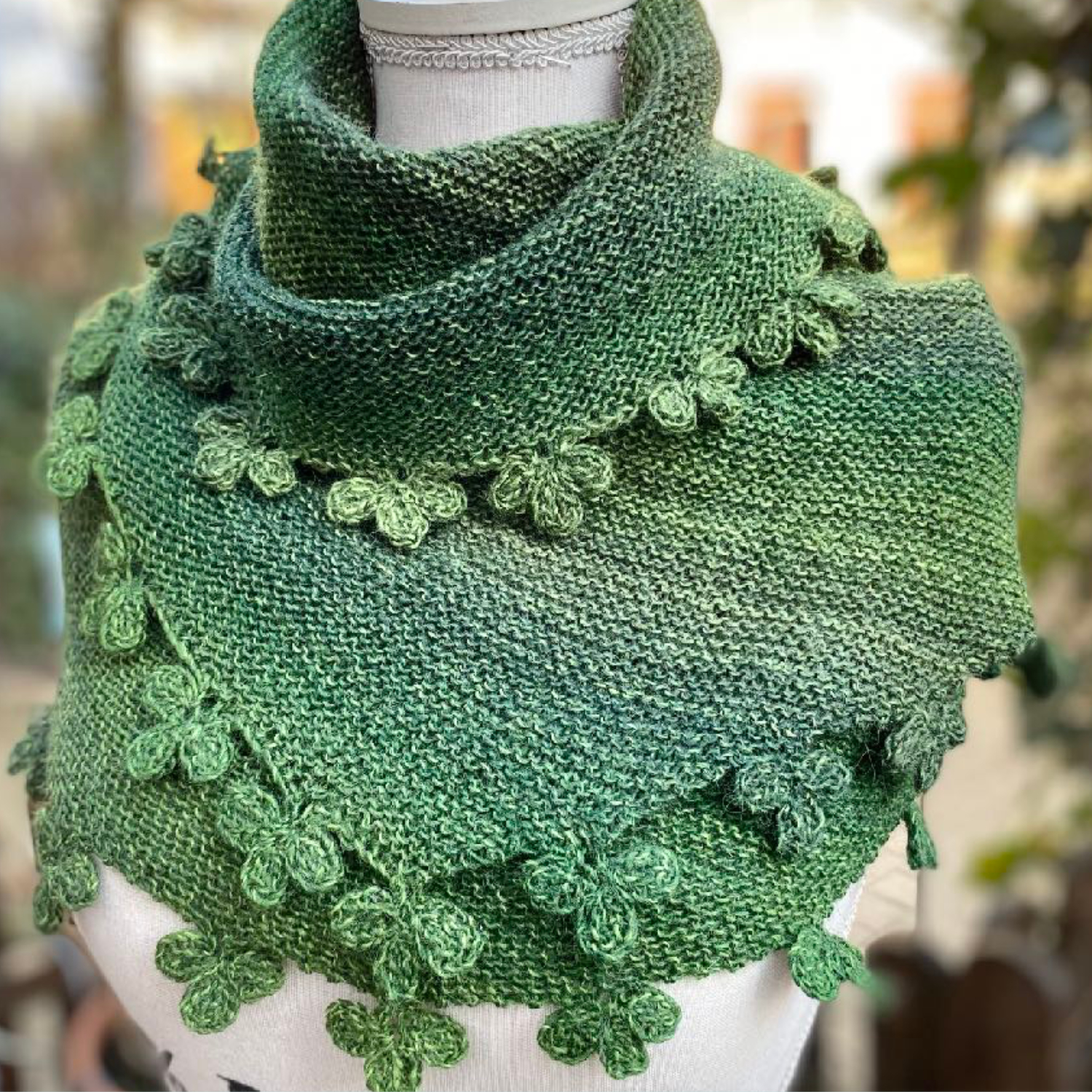 Tuch St Patrick | Einzelanleitung + Wolle Bazar Linie 460  | Stricken | Sylvie Rasch