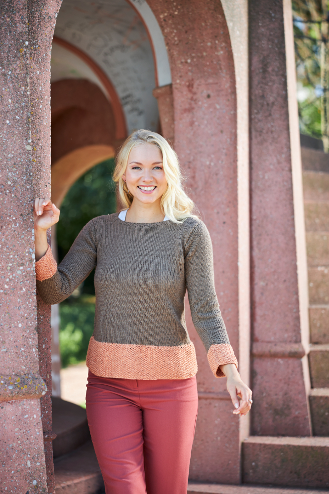 Pulli mit Perlmusterrand in Terracotta-Braun | Anleitungsheft + Wolle Chello  | Stricken | Regina Bühler, Pro Lana, Christophorus Verlag