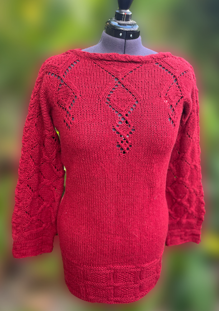 Pullover Schapulero mit Loch- und Zopfmuster | Einzelanleitung + Wolle Sensitiva  | Stricken | Sylvie Rasch