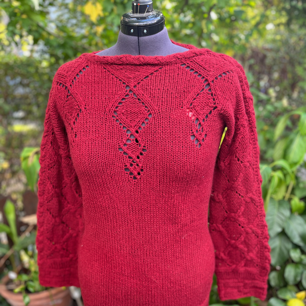 Pullover Schapulero mit Loch- und Zopfmuster | Einzelanleitung + Wolle My Fair Linie 449  | Stricken | Sylvie Rasch