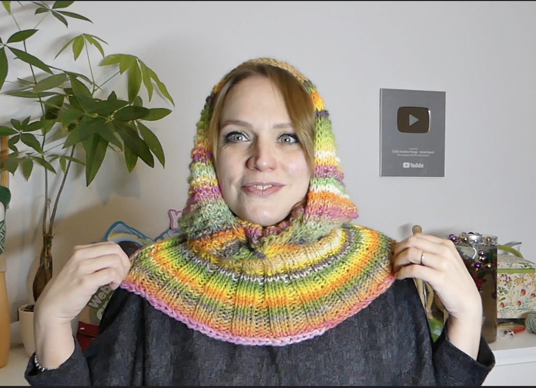 Kapuzenschal Bonny und Clyde  | Anleitung + Wolle Fano Linie 359  | Stricken | Sylvie Rasch