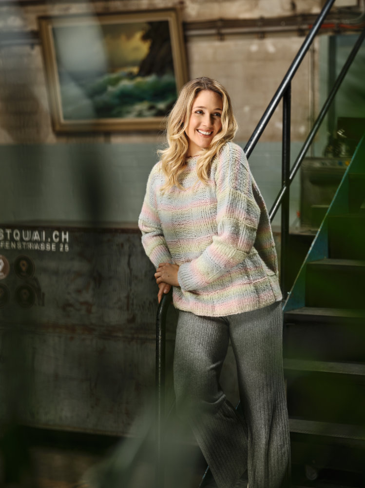 Sweater Schachbrettmuster | Anleitungsheft + Wolle Smooth  | Stricken | Pro Lana